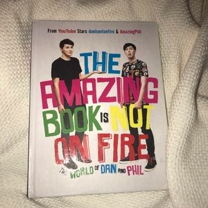 - hard cover, great condition 💞